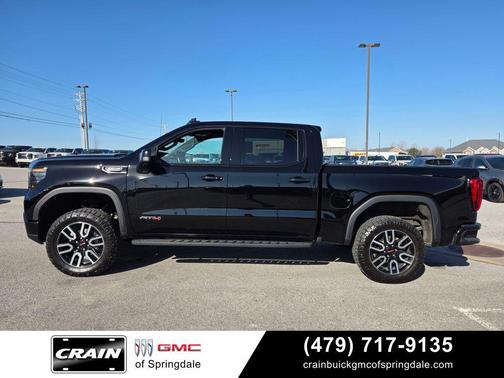 Onyx Black 2024 GMC Sierra 1500 AT4