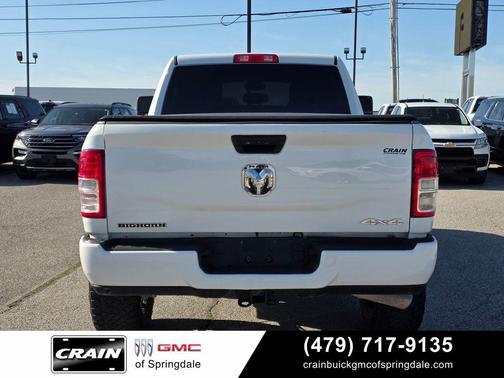 Bright White Clearcoat 2024 RAM 2500 Big Horn Crew Cab 4x4 6'4' Box