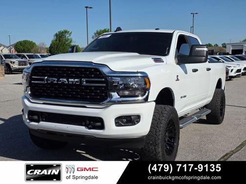 Bright White Clearcoat 2024 RAM 2500 Big Horn Crew Cab 4x4 6'4' Box