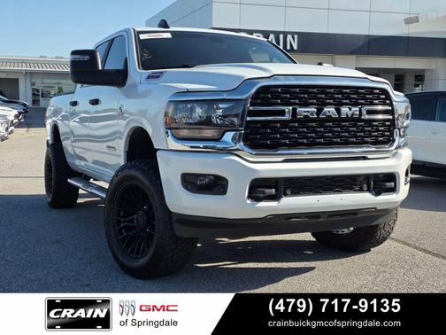 Bright White Clearcoat 2024 RAM 2500 Big Horn Crew Cab 4x4 6'4' Box
