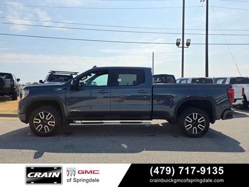 Sky 2021 GMC Sierra 1500 AT4