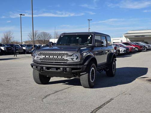 2023 Ford Bronco Badlands
