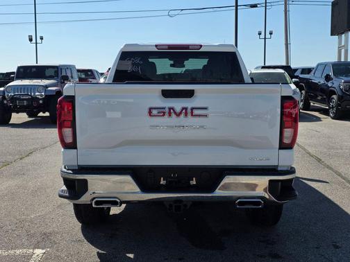 Summit White 2026 GMC Sierra 1500 SLE