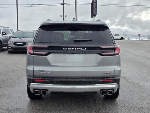2025 GMC Acadia Denali