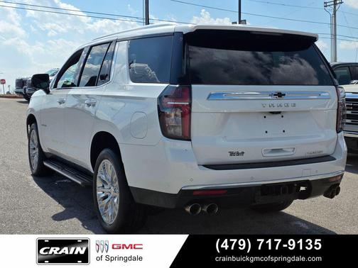 Iridescent Pearl Tricoat 2024 Chevrolet Tahoe Premier