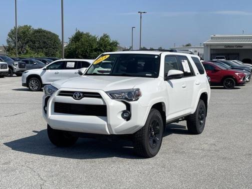 2024 Toyota 4Runner SR5