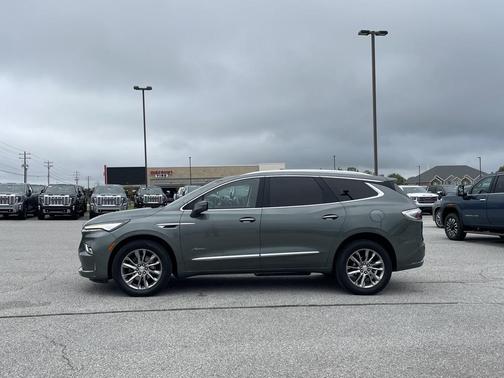 2022 Buick Enclave AWD Avenir