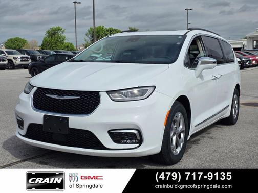 Bright White Clearcoat 2022 Chrysler Pacifica Limited
