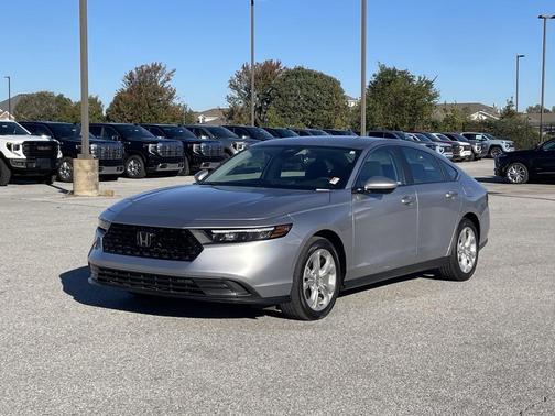 2024 Honda Accord LX 1.5T