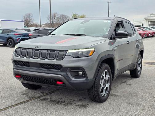 Sting-Gray Clearcoat 2022 Jeep Compass Trailhawk