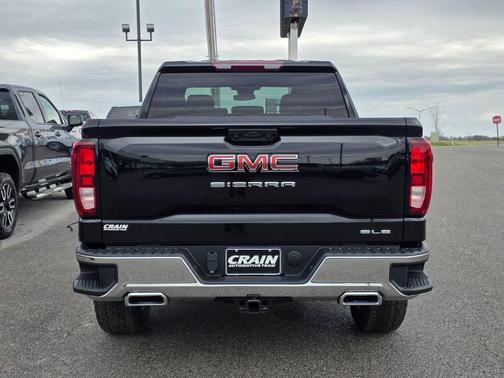 Onyx Black 2026 GMC Sierra 1500 SLE