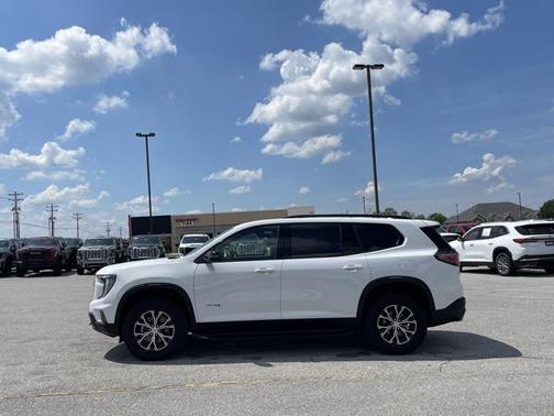 2025 GMC Acadia AWD AT4