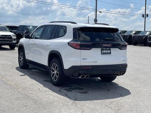 2025 GMC Acadia AWD AT4