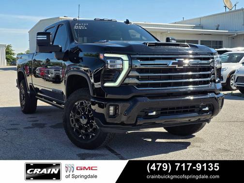 Black 2024 Chevrolet Silverado 2500 High Country
