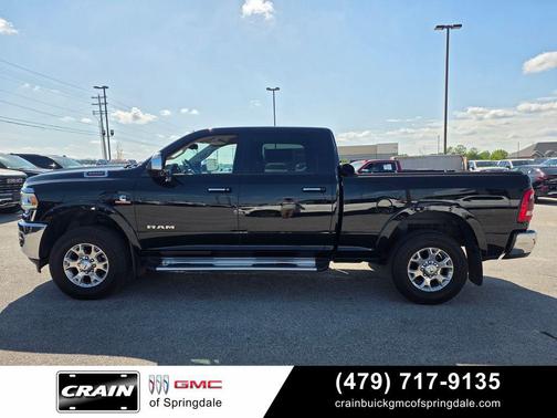 Diamond Black 2019 RAM 3500 Laramie Crew Cab 4x4 6'4' Box
