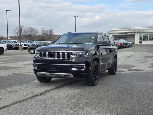 2023 Jeep Wagoneer L Series III 4x4