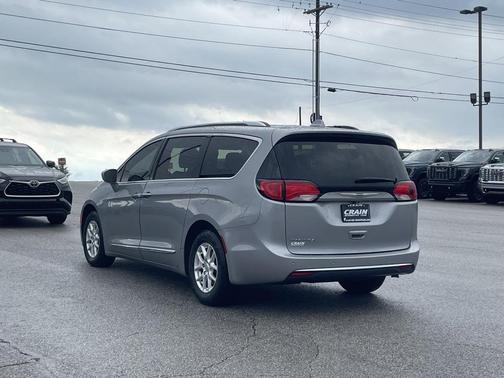 2020 Chrysler Pacifica Touring L