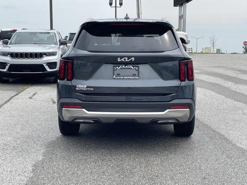 2025 Kia Sorento S