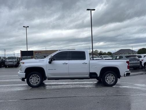 2022 Chevrolet Silverado 2500 High Country