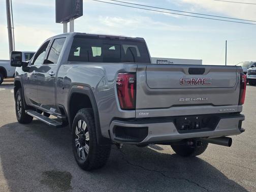 2024 GMC Sierra 2500 Denali
