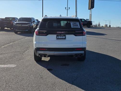 2026 GMC Acadia Elevation FWD