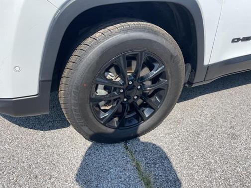 2023 Jeep Cherokee Altitude