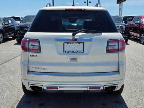 White Diamond Clearcoat 2014 GMC Acadia Denali