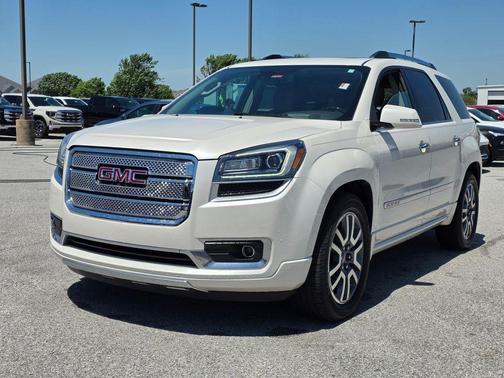White Diamond Clearcoat 2014 GMC Acadia Denali