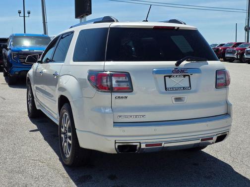 White Diamond Clearcoat 2014 GMC Acadia Denali