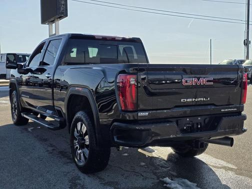 2025 GMC Sierra 2500 Denali