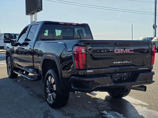 2025 GMC Sierra 2500 Denali