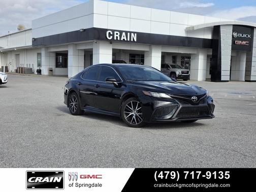 2022 Toyota Camry SE