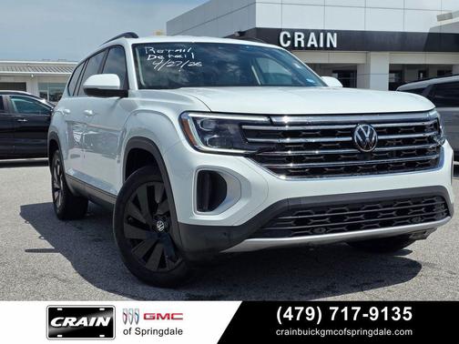 Pure White 2024 Volkswagen Atlas 2.0T SE w/Technology