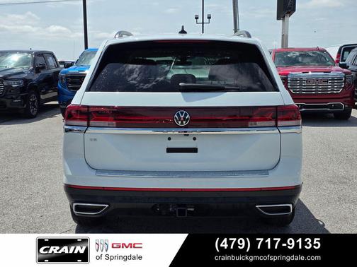 Pure White 2024 Volkswagen Atlas 2.0T SE w/Technology