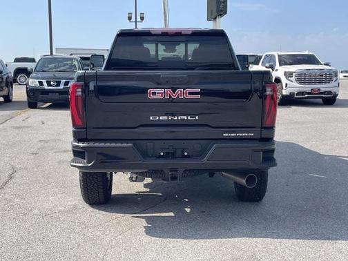 2025 GMC Sierra 2500 Denali