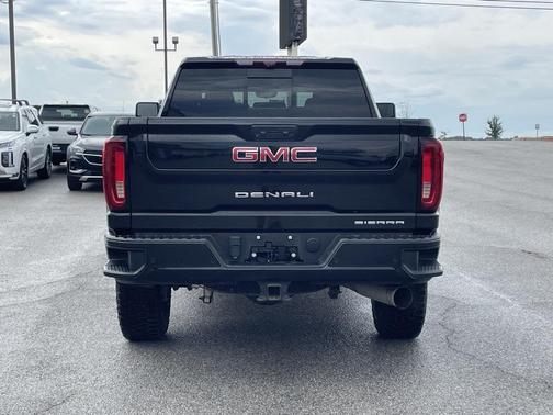 2023 GMC Sierra 2500 Denali