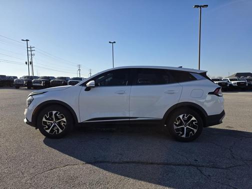 2024 Kia Sportage EX