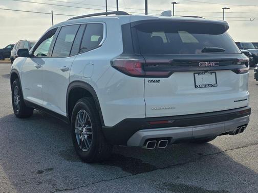 2025 GMC Acadia FWD Elevation