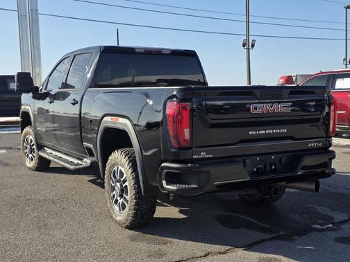2021 GMC Sierra 2500 AT4