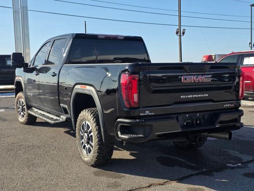 2021 GMC Sierra 2500 AT4