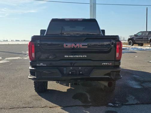 2021 GMC Sierra 2500 AT4
