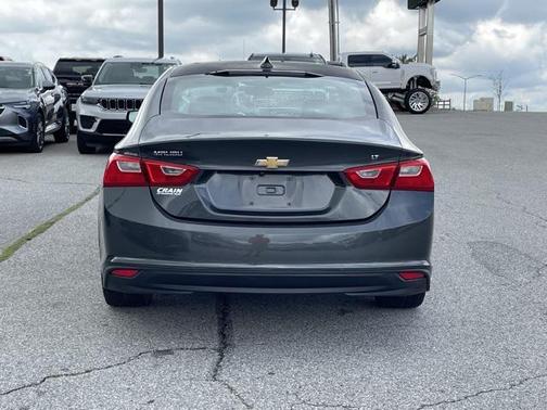 2017 Chevrolet Malibu 1LT
