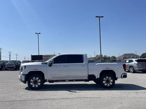 2024 GMC Sierra 2500 Denali