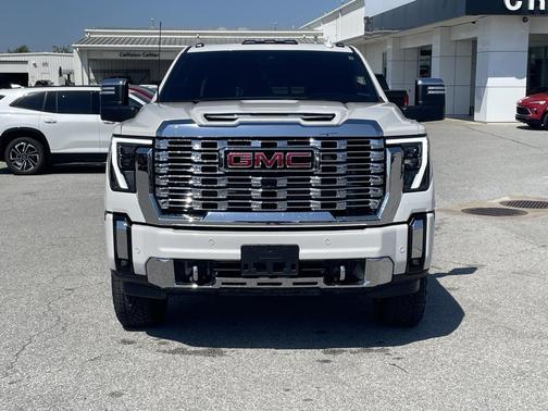 2024 GMC Sierra 2500 Denali