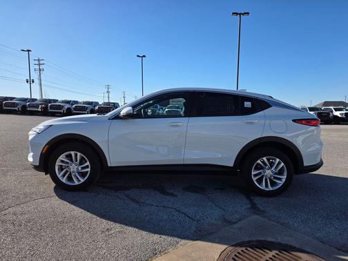 2026 Buick Envista Preferred FWD