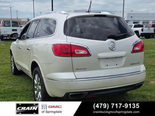 White Diamond Clearcoat 2014 Buick Enclave Premium