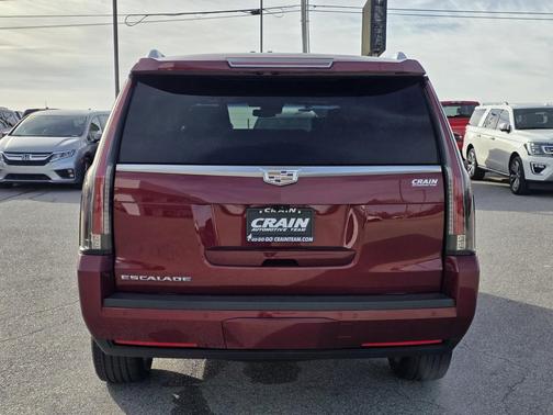 2018 Cadillac Escalade Platinum