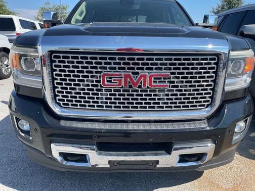 2015 GMC Sierra 2500 Denali