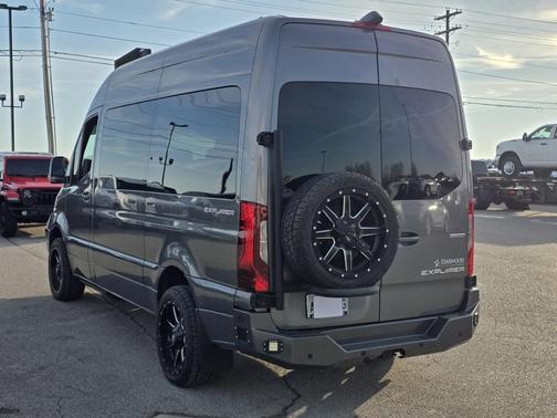 2021 Mercedes-Benz Sprinter 2500 Standard Roof
