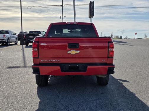 2017 Chevrolet Silverado 1500 2LT
